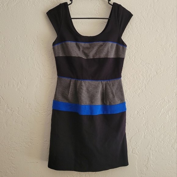 BCBGMaxAzria Color Block Dress 4 NWT - Picture 1 of 6